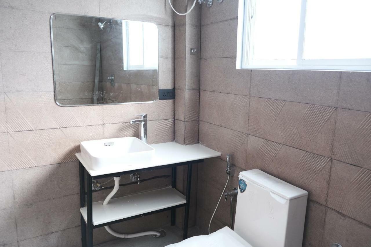 Magen Apartment Имфал Екстериор снимка